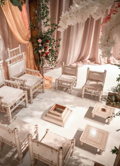 5dc467c4844bdb7eee5e2a90_PM Mandap2-4